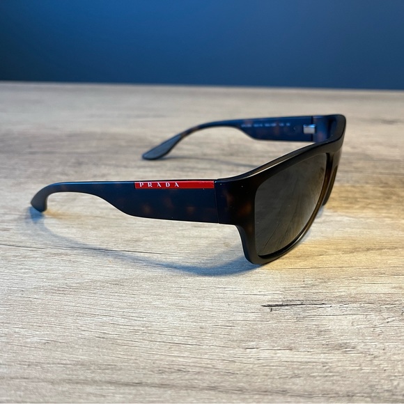 Prada Sunglasses - Picture 4 of 6